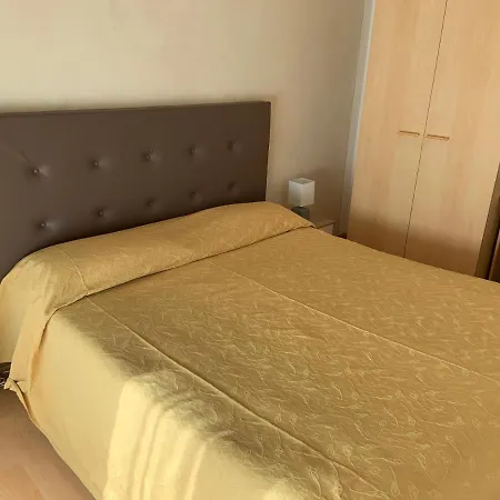La Lanterna 2* Garda (Verona)